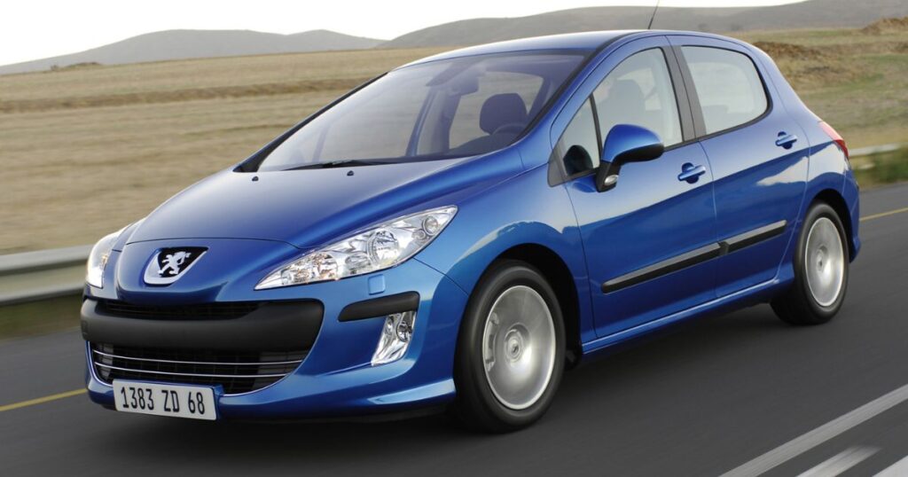 How Long Can Hybrid Cars Run on Electricity Alone
